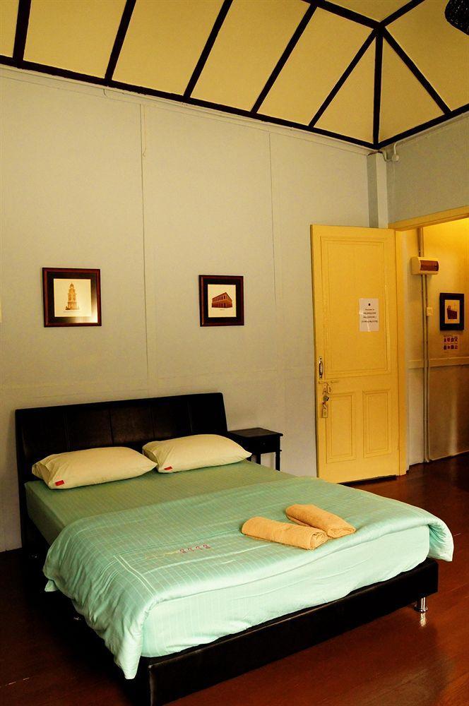Palanquinn Heritage Suites George Town Eksteriør billede