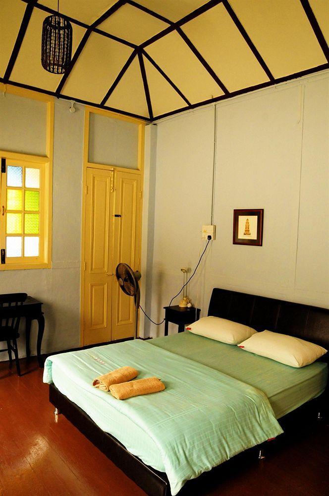 Palanquinn Heritage Suites George Town Eksteriør billede