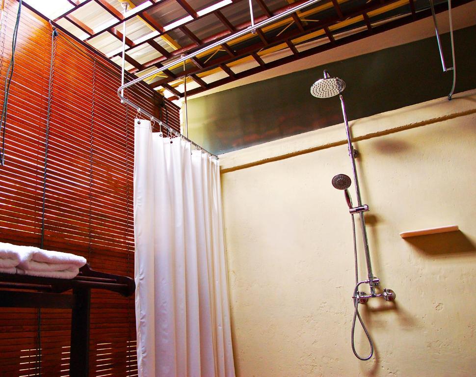 Palanquinn Heritage Suites George Town Eksteriør billede