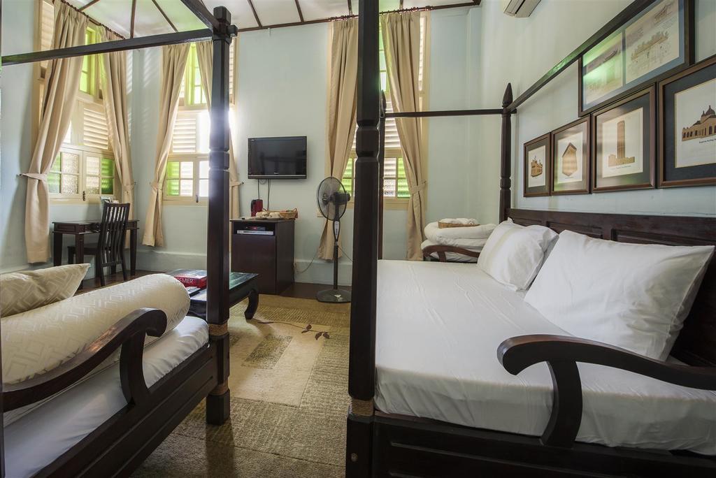 Palanquinn Heritage Suites George Town Eksteriør billede