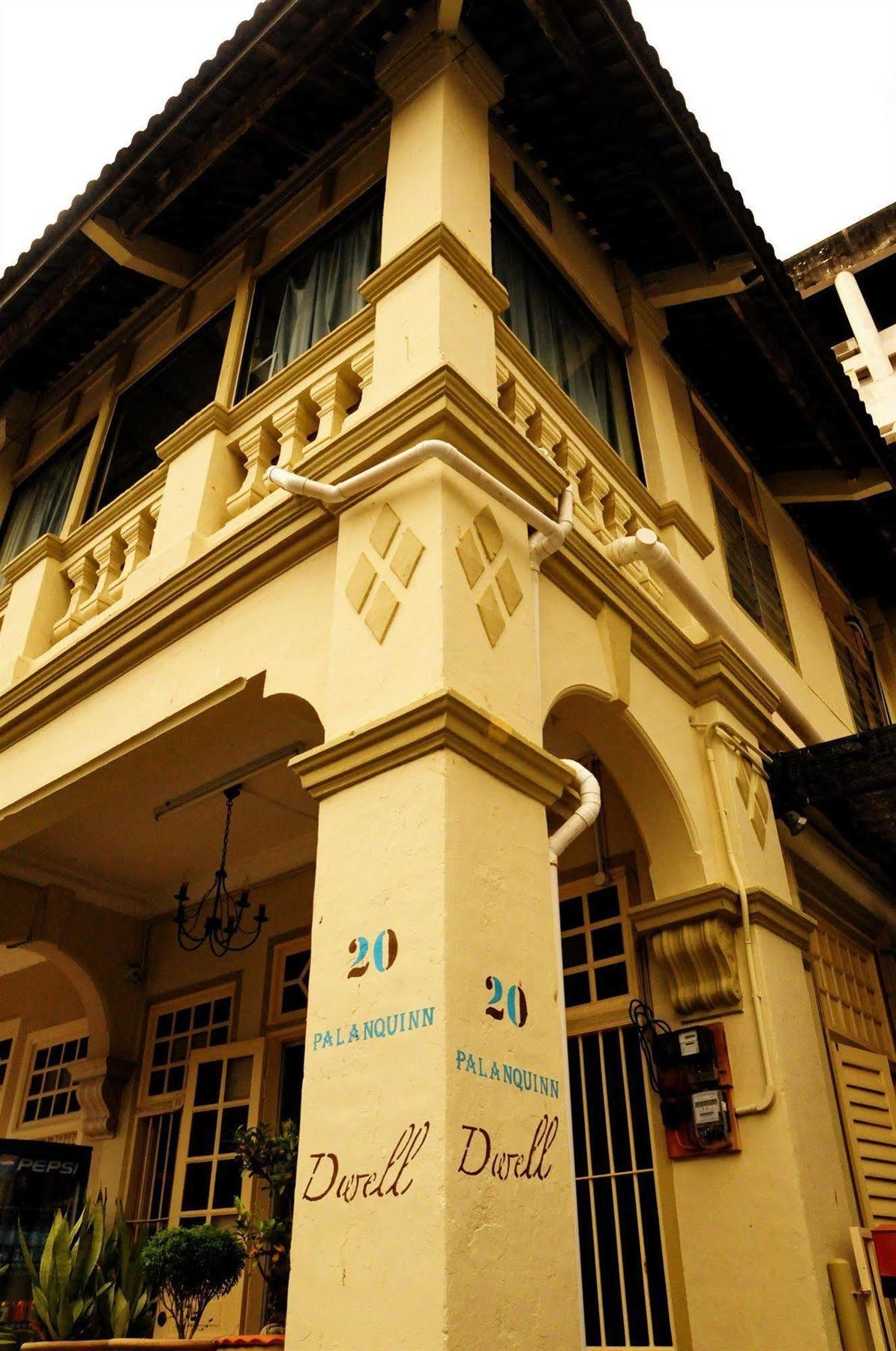 Palanquinn Heritage Suites George Town Eksteriør billede